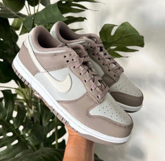 NIK_E SB DUNK LOW BONE BEIGE