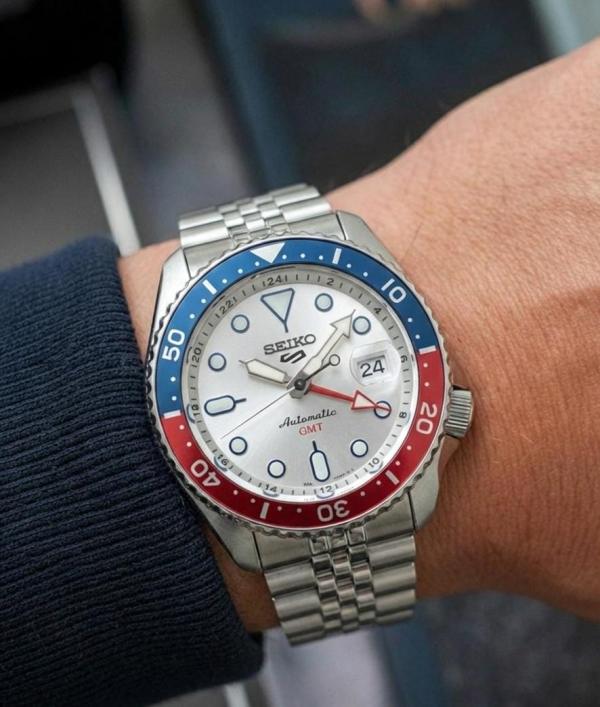 SEIK.O 5 SPORTS GMT MOVEMENT LIKE AUTOMATIC